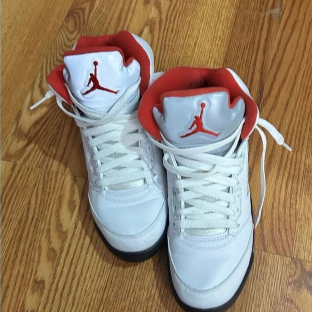Air Jordan White and Red Sneakers - Picture 8 of 11